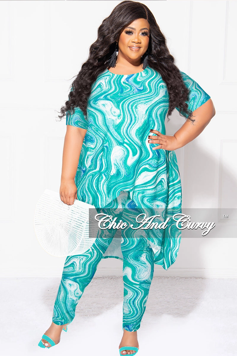Final Sale Plus Size 2pc Short Sleeve High Low Top And Leggings Set In Green Blue and White Adjustable loop Soft Lines
