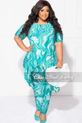 Final Sale Plus Size 2pc Short Sleeve High Low Top And Leggings Set In Green Blue and White Sustainable Fabric