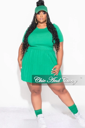 Lined interior Final Sale Plus Size 2pc Short Sleeve Top and Pleated Skirt Set in Green