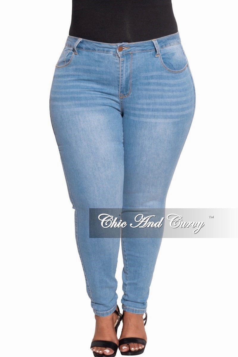 Odor Resistant Final Sale Plus Size Ankle Cuff Boyfriend Light Denim Jeans