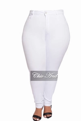 Final Sale Plus Size Jeans in White Basic Style
