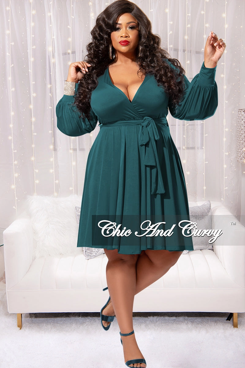 Low Profile Stitching Final Sale Plus Size Long Sleeve Faux Wrap Skater Dress in Hunter Green