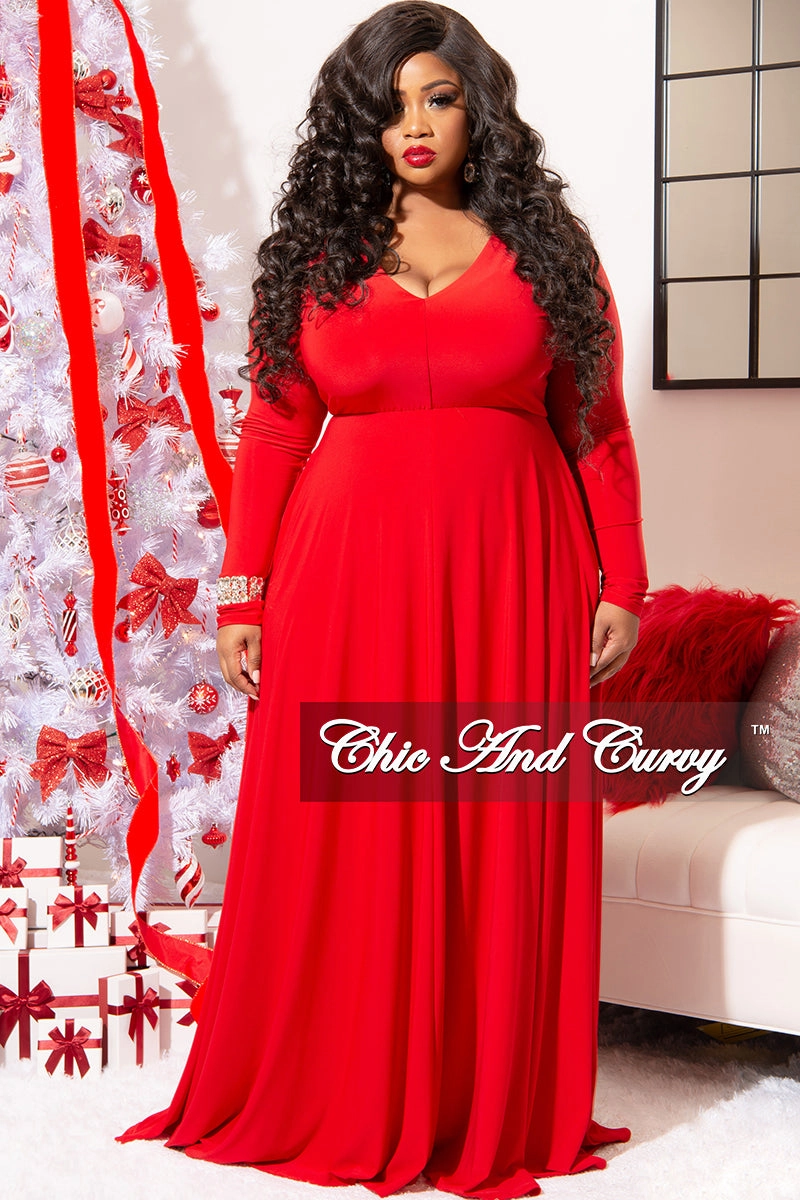 Lightweight Final Sale Plus Size Long Sleeve Gown with V-Neck in Red