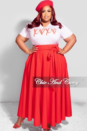 Relaxed Wear Final Sale Plus Size Oversized Short Sleeve "XOXO" Graphic T-Shirt in White and Red