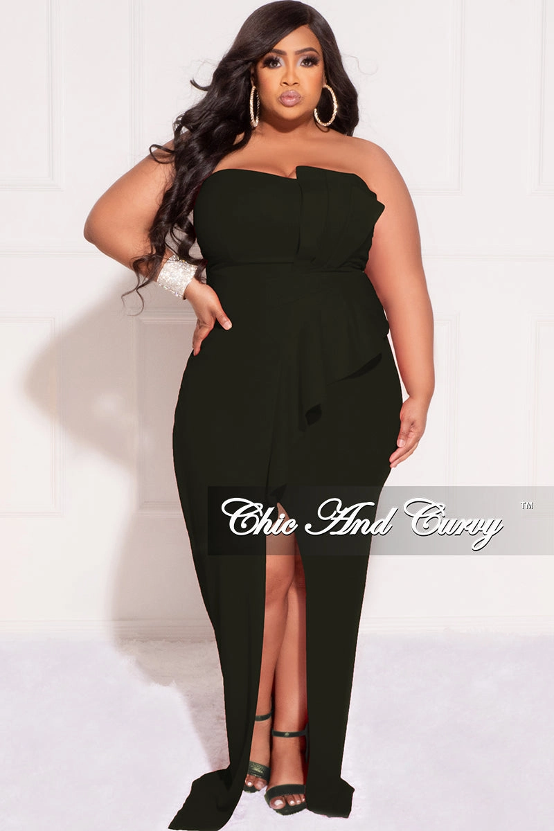 Airflow Mesh Insert Final Sale Plus Size Strapless Pleated Ruffle Gown with Front Slit in Black