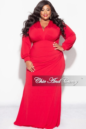 Ribbed Trim Details Quick Dry Fabric Final Sale Plus Size V-Neck Gown with Ruched Overlay in Red