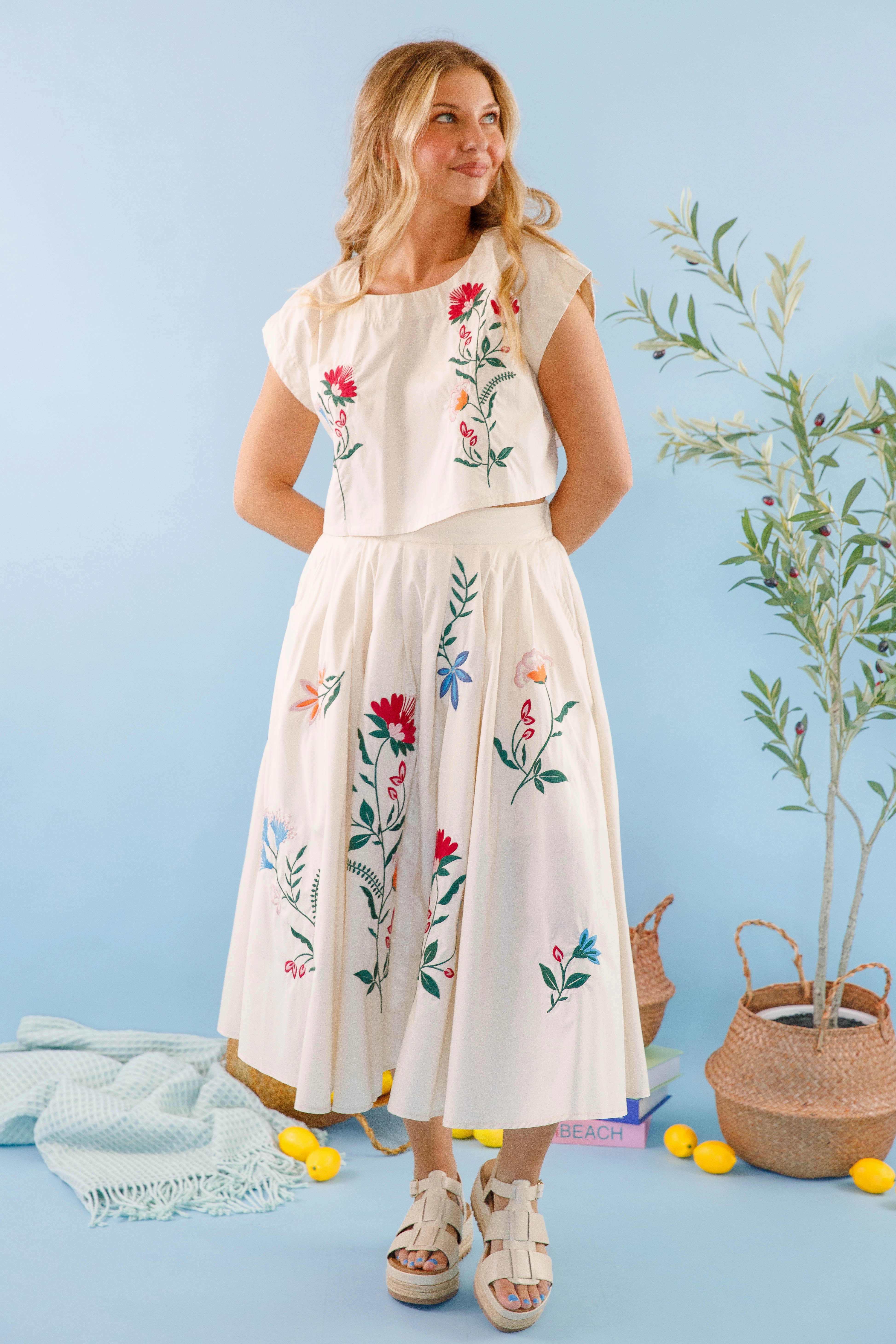 Finding The Good Crop Top-Tan Regular Fit