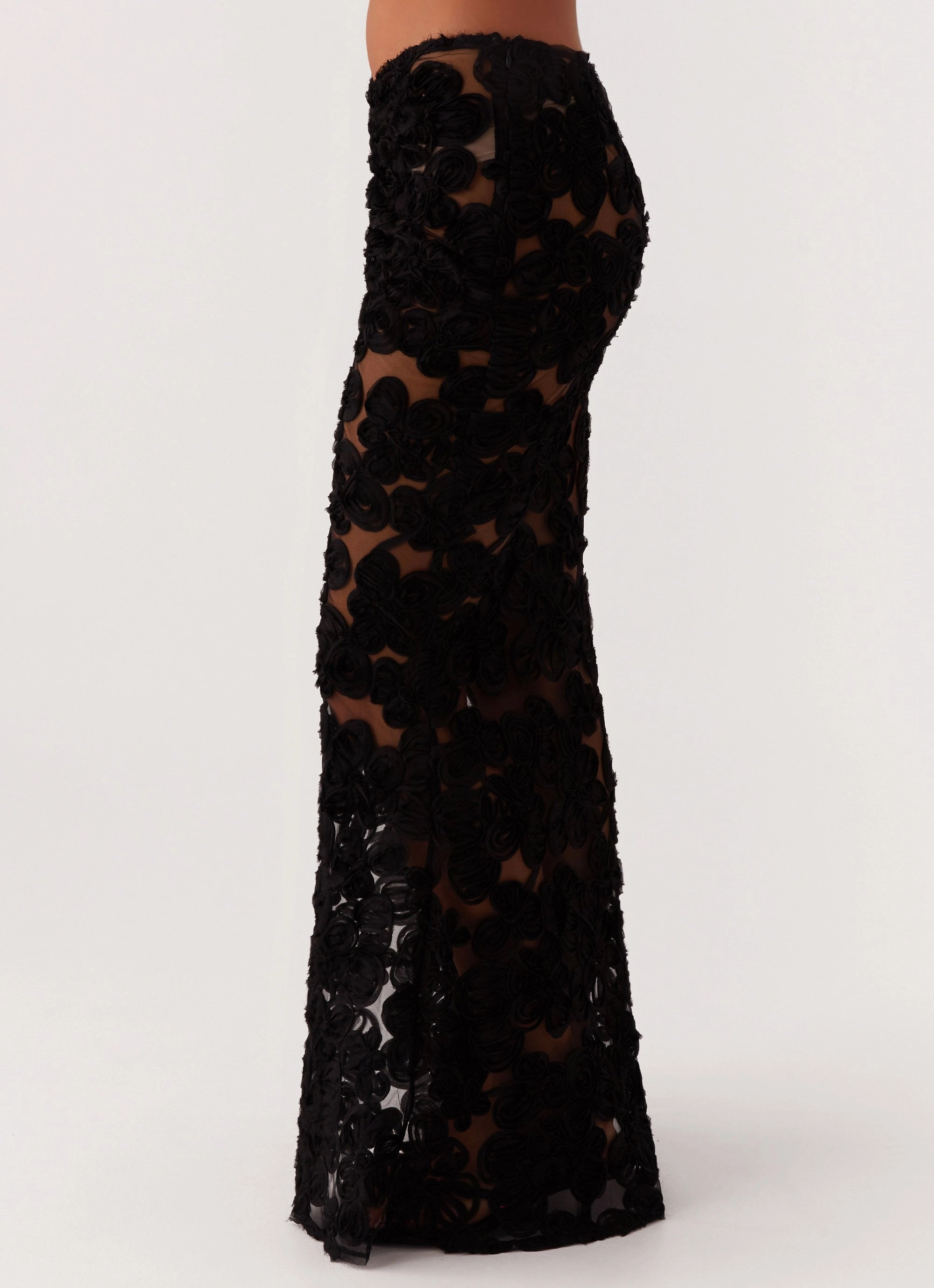 Back pockets Fiorella Floret Maxi Skirt - Black