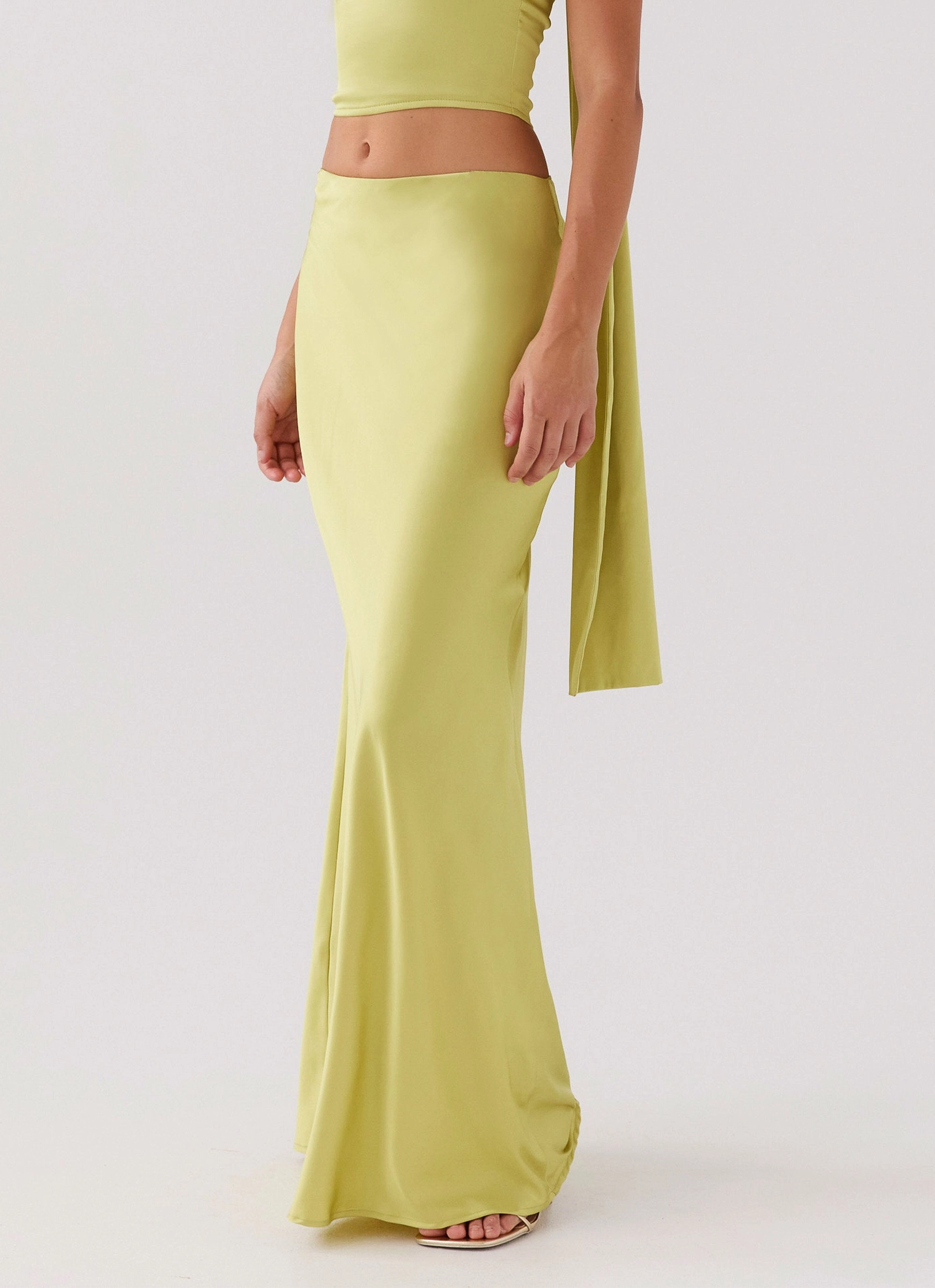 Sporty Fit Design Breathable Lining Josefina Satin Maxi Skirt - Chartreuse