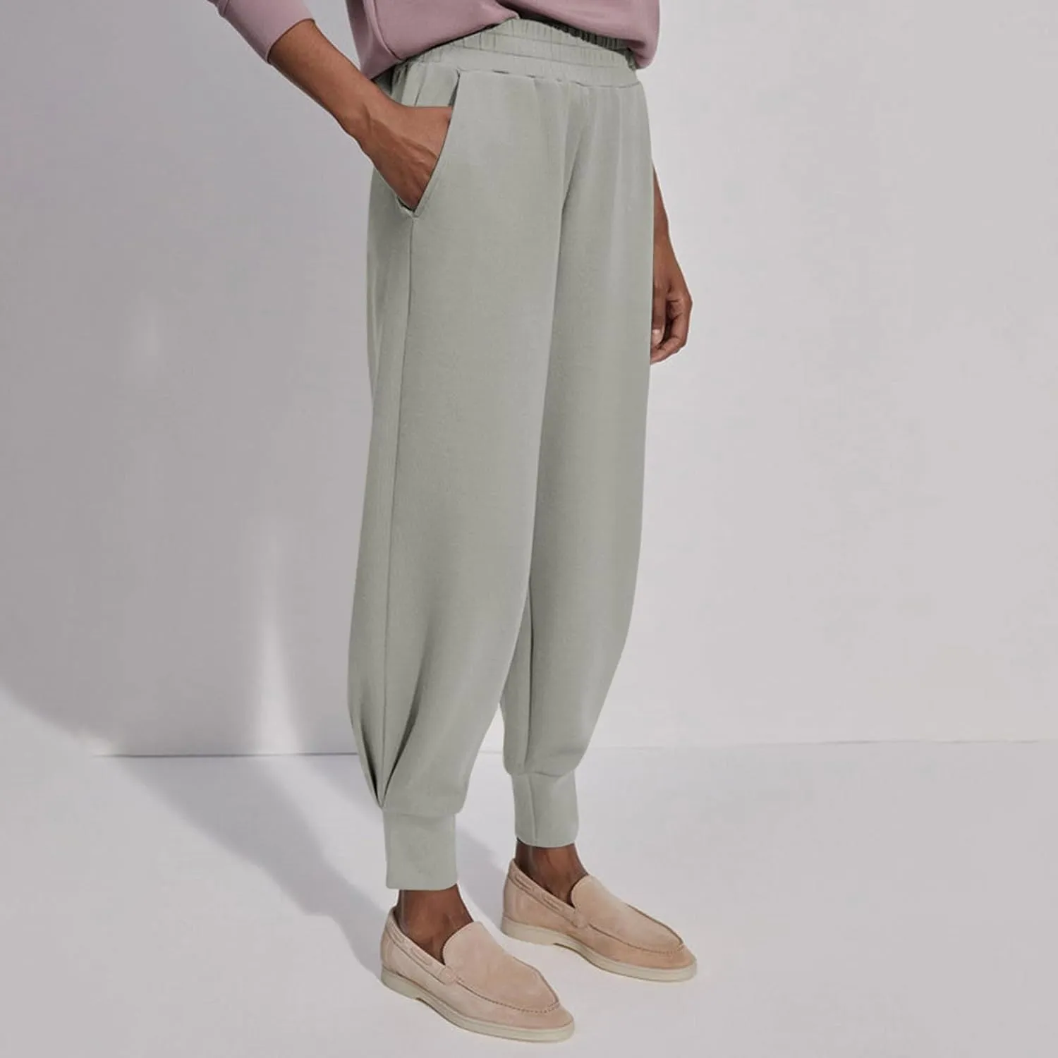 Fleece Lined Joggers Women Baggy Elastic Waist Jogger Sweatpants Warm Casual Athletic Golf Joggers with Pockets
