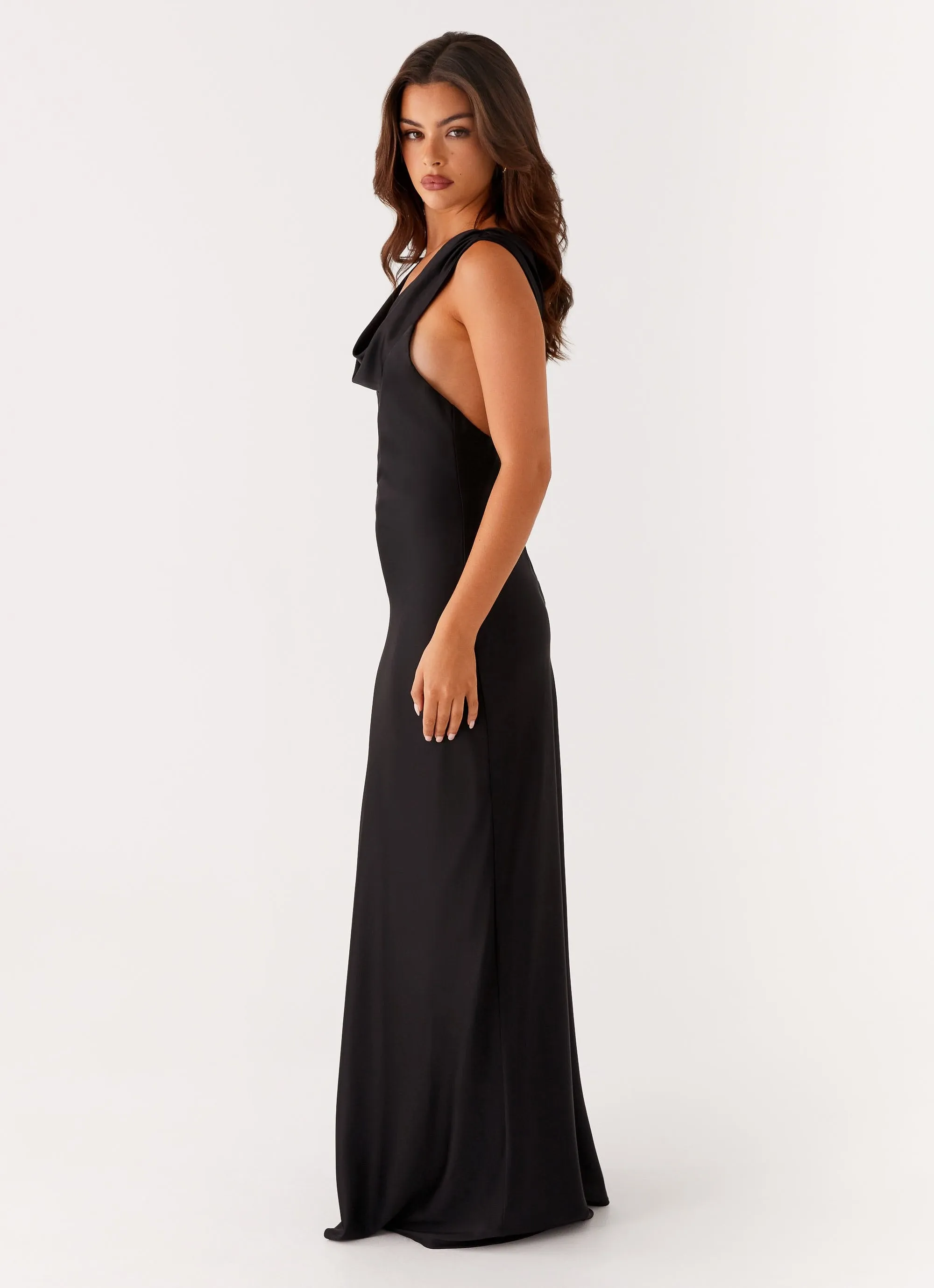 Arya Maxi Dress - Black MoistureWickingTechnology Sleek Movement