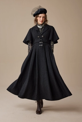 Reinforced Hemline Clarise 22 |Retro Wool Skirt & Cape (2 pieces)