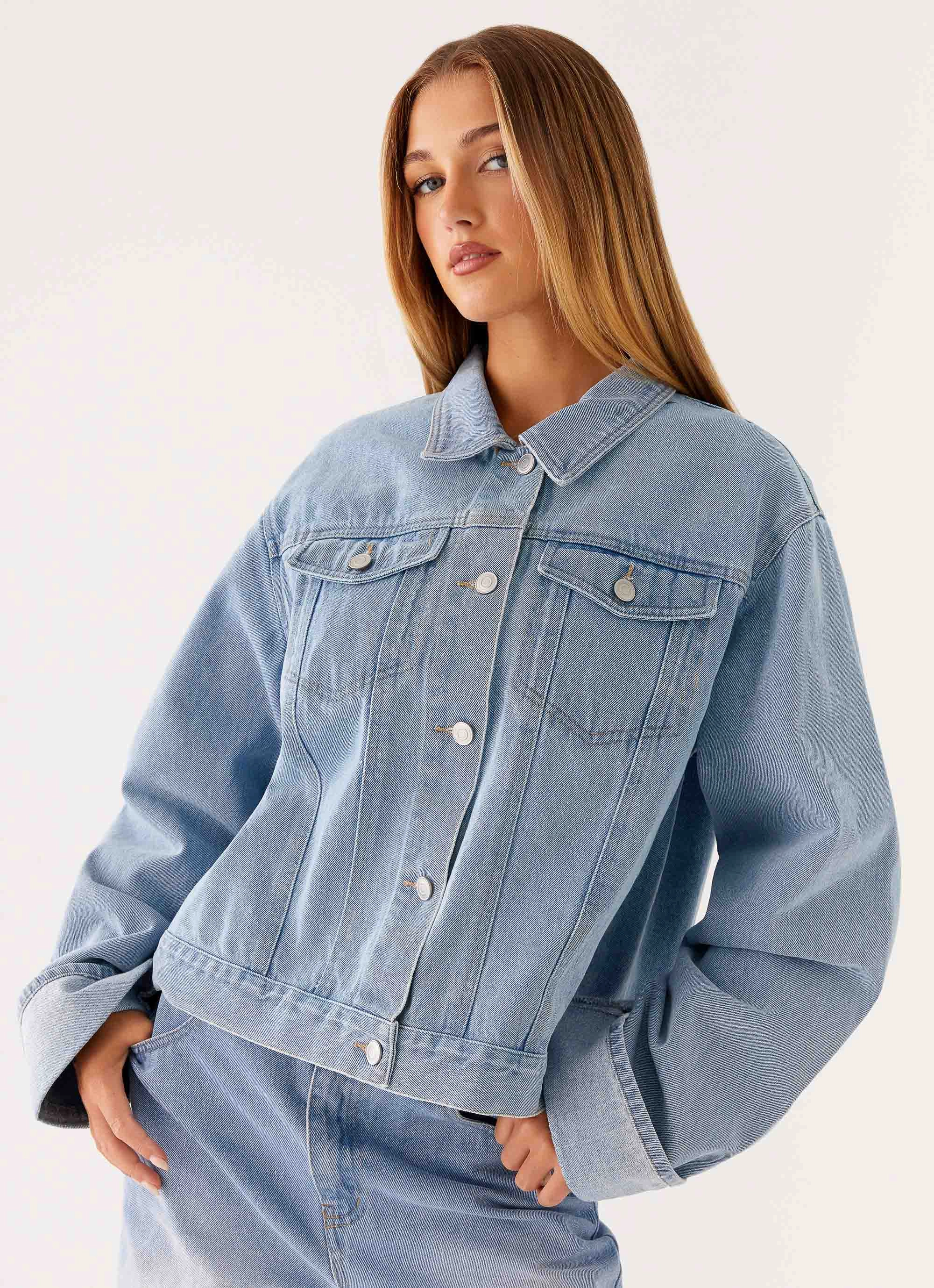 MoistureWicking Technology Wind Blocking Fabric Back Again Oversized Denim Jacket - Light Wash Blue
