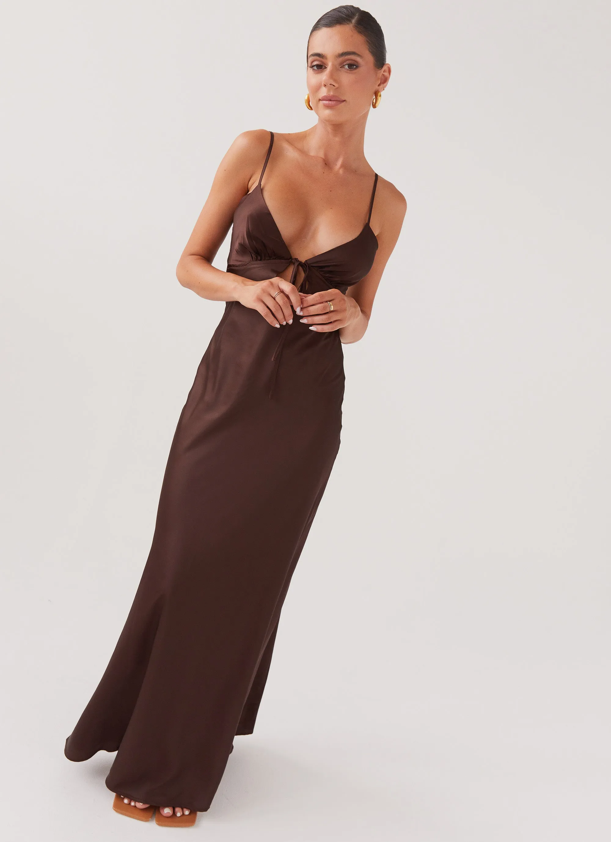 Light Outfit Flora Satin Maxi Dress - Chocolate