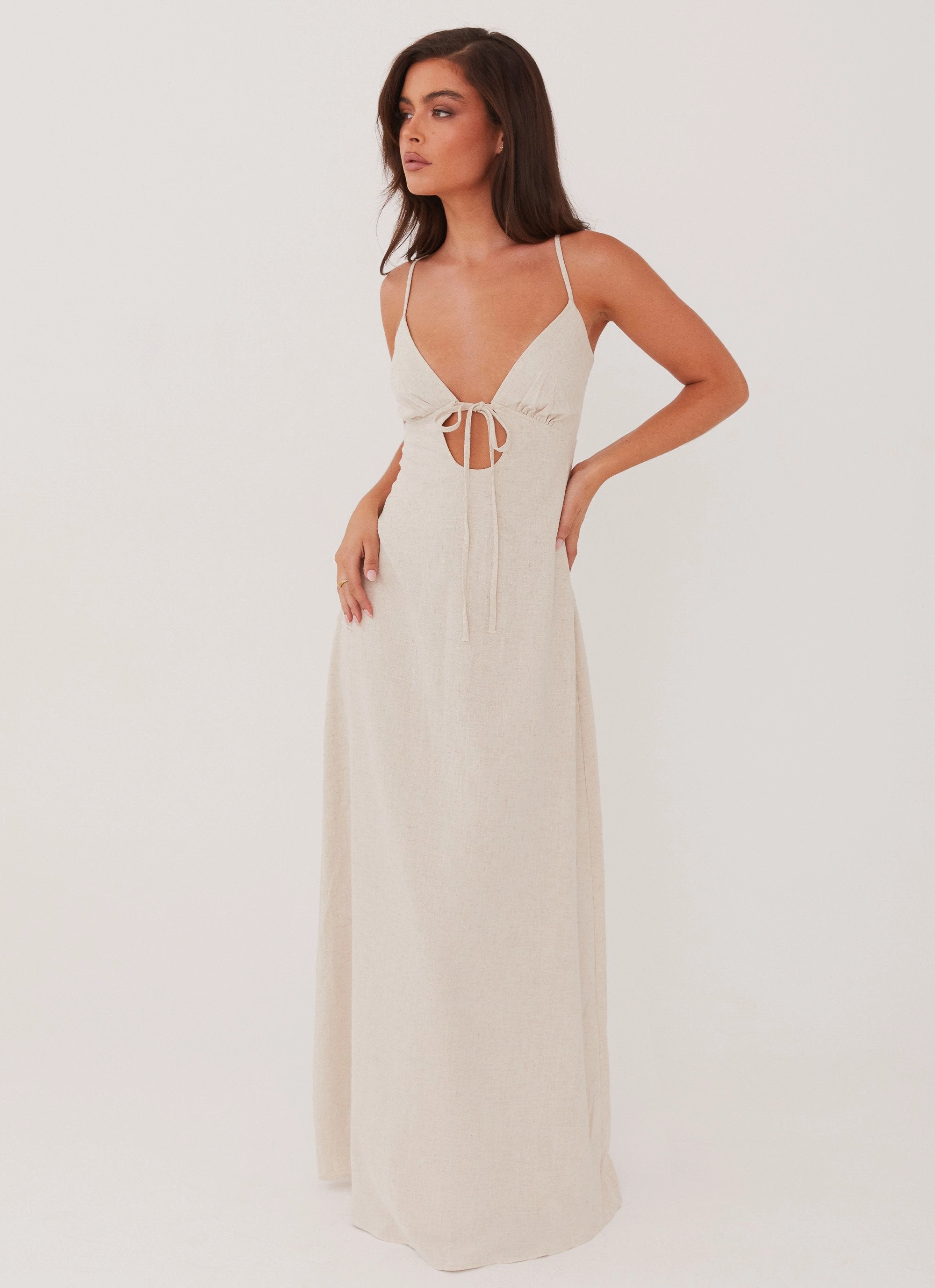 Flora Linen Maxi Dress - Oatmeal Street Edge