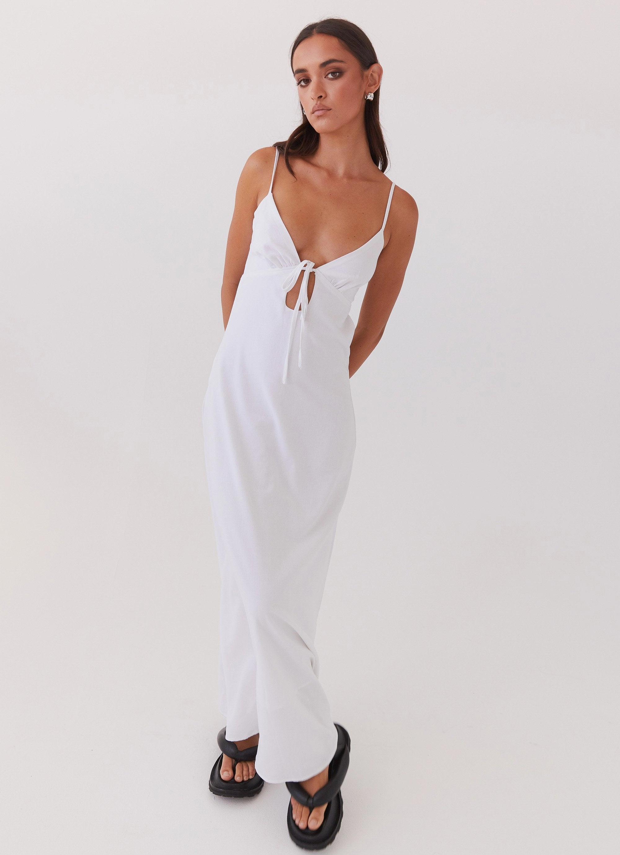 Flora Linen Maxi Dress - White Vintage-Inspired Multipurpose