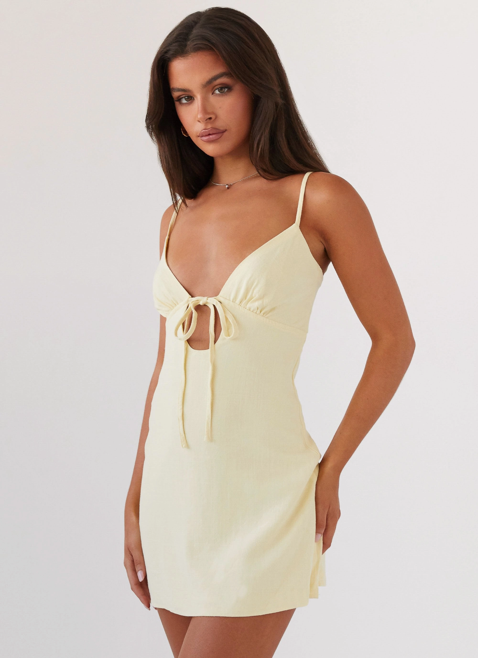 Neat Finish Flora Linen Mini Dress - Lemon