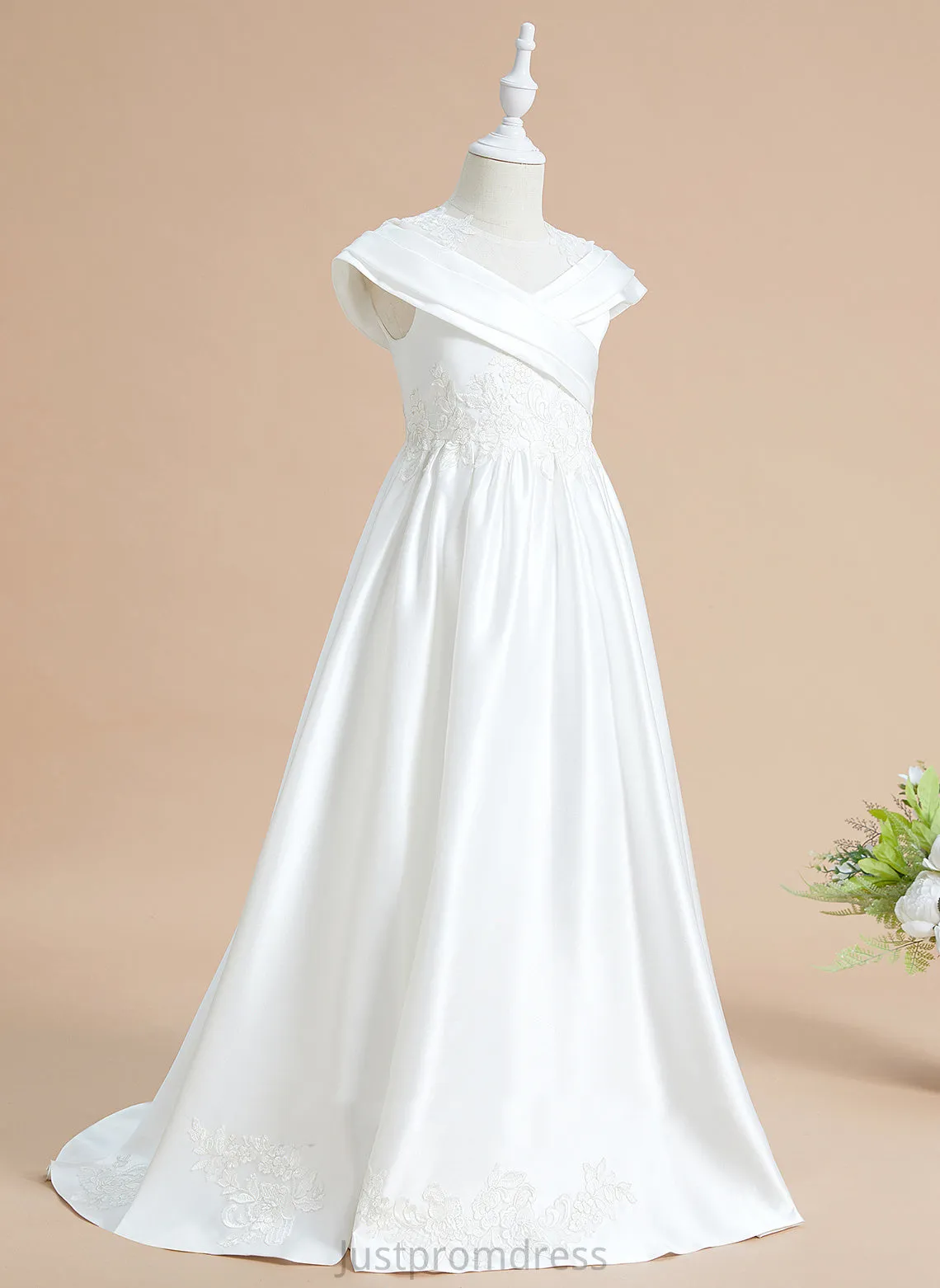 Flower Girl Dresses Ball-Gown/Princess - Sweep Sleeveless Girl Scoop Flower Satin/Lace Janet Neck Dress Train