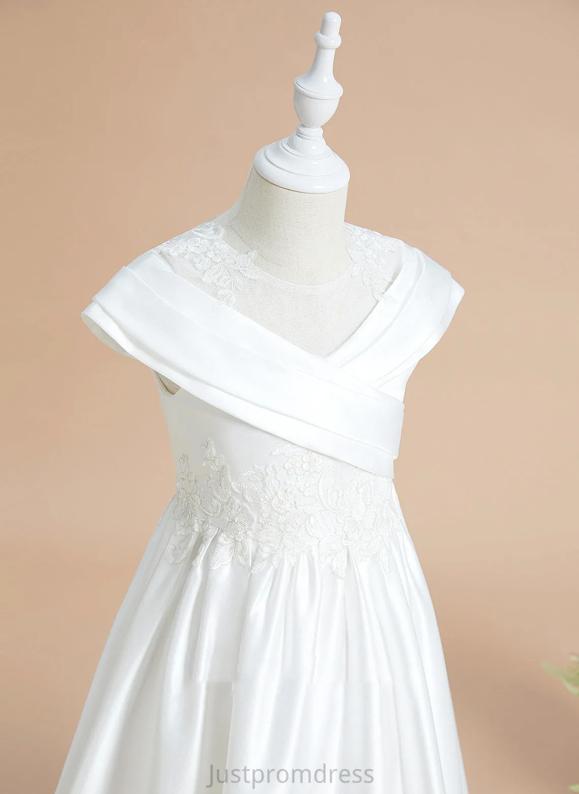 Flower Girl Dresses Ball-Gown/Princess - Sweep Sleeveless Girl Scoop Flower Satin/Lace Janet Neck Dress Train