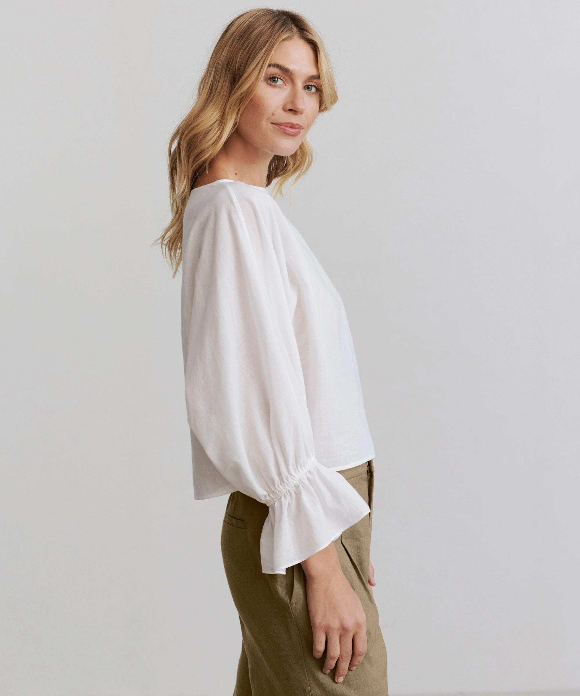 Airflow Optimized Weave Double Faced Jersey Knit Cape Blouse