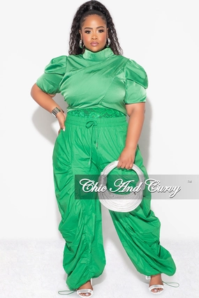 Easy Stretch Fit TouchscreenCompatiblePockets Final Sale Plus 3pc (Ruffle Top, Lace Spaghetti Strap Top and Drawstring Pants) Set in Green