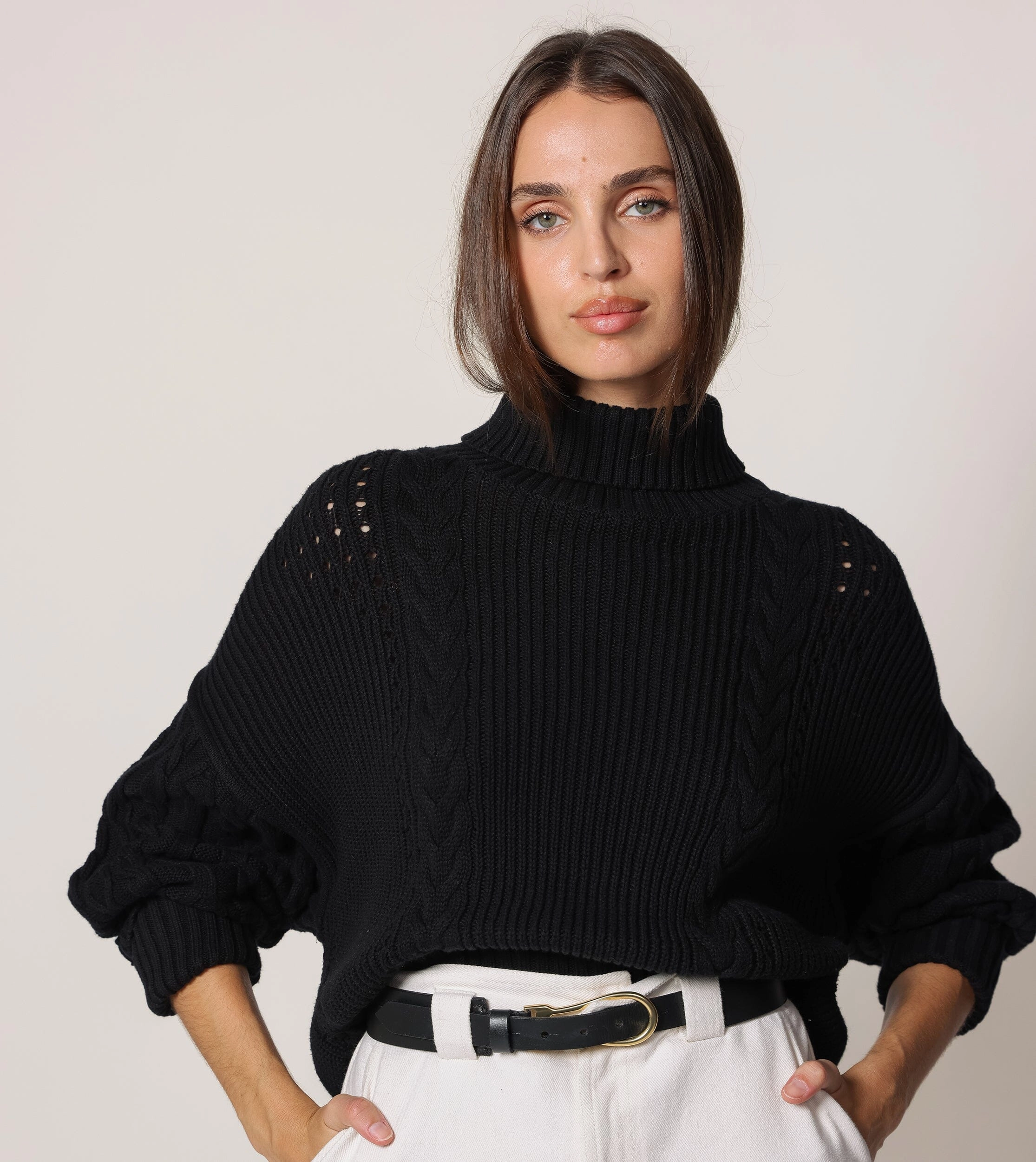 Active Comfort Indoor Event Serah Sweater | Black