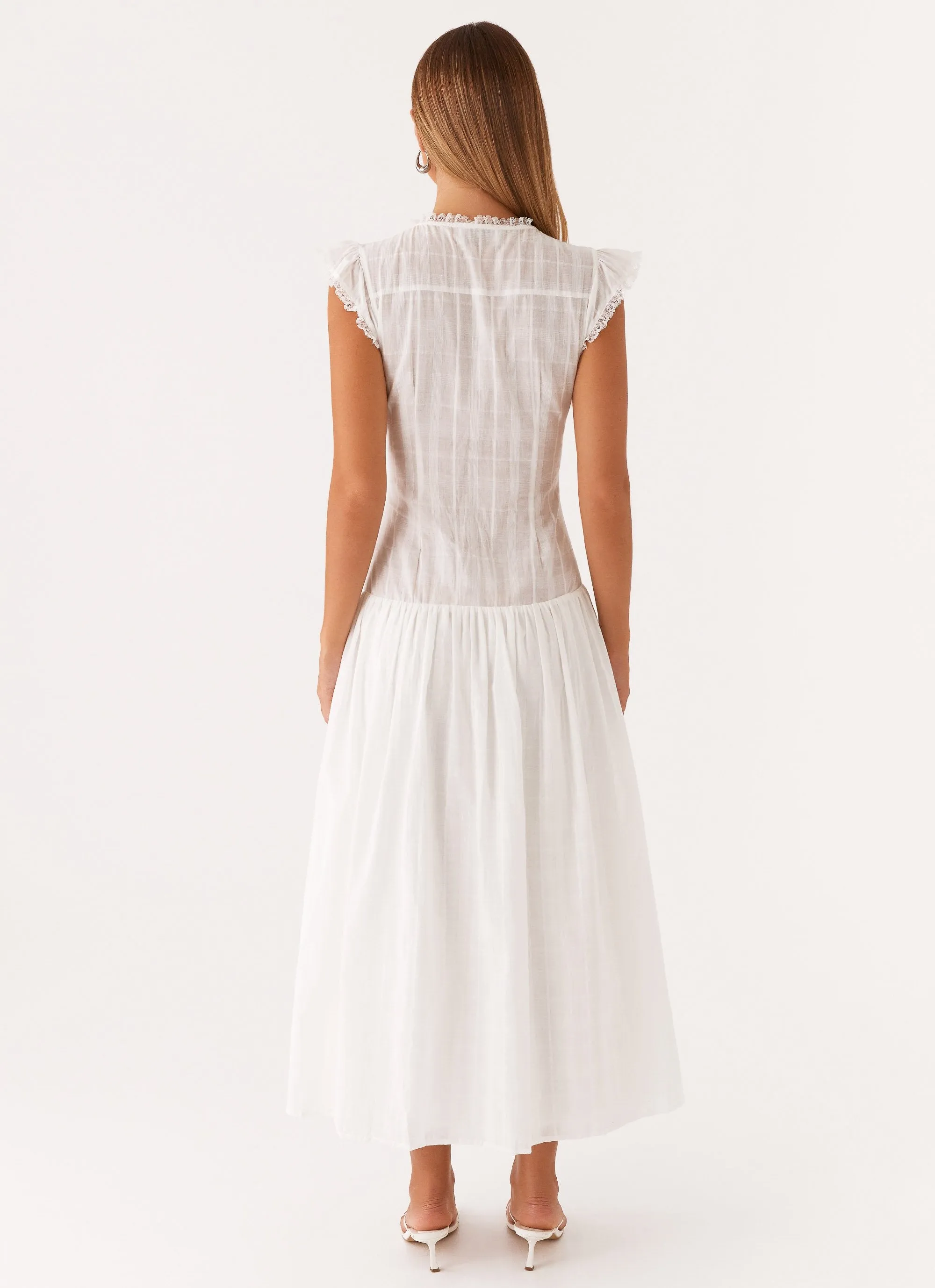 Rural Charm Travel-Essential Genevieve Midi Dress - White