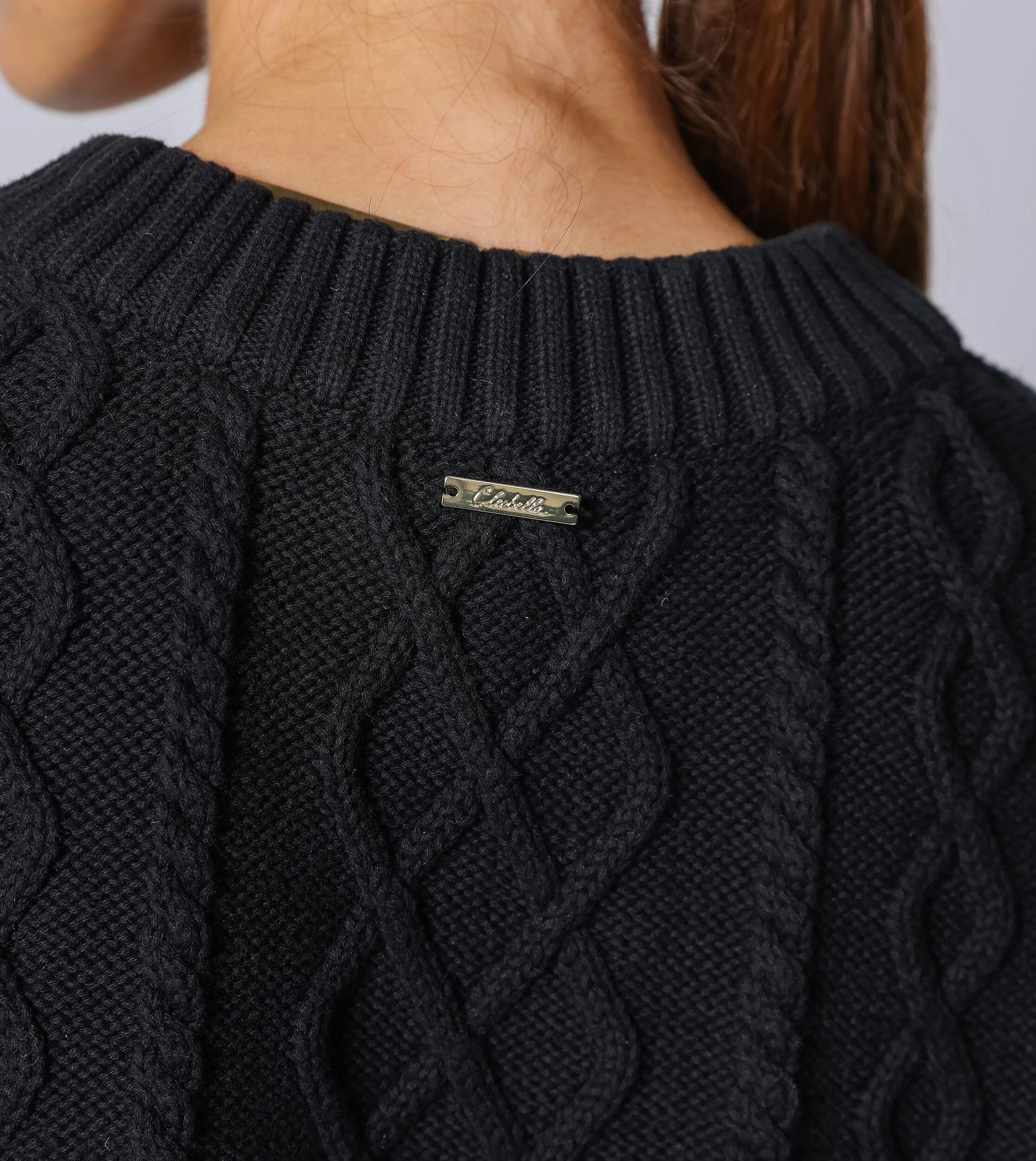 Gigi Cropped Sweater Vest | Black Modern Outfit Cool Layering