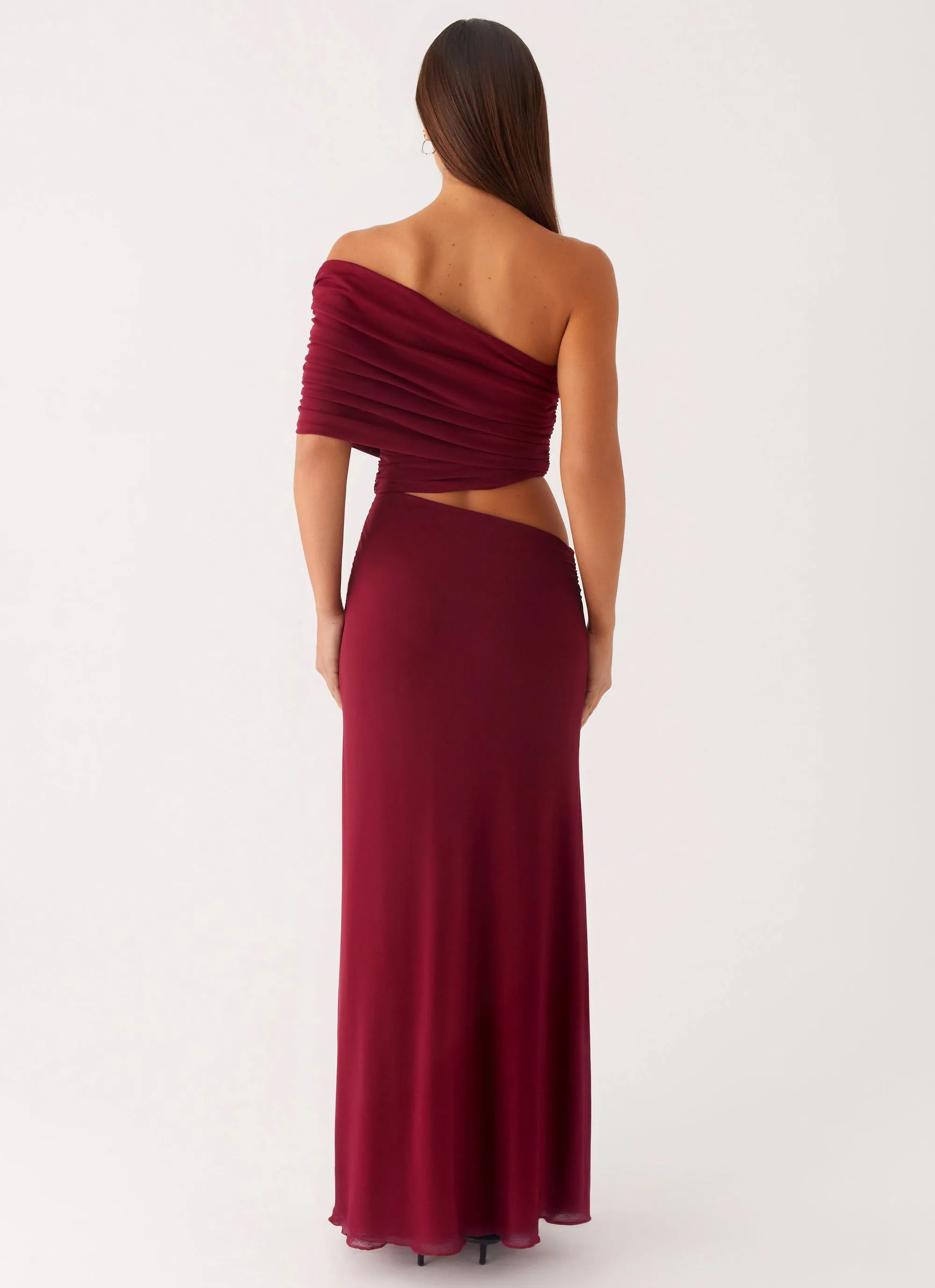 Gillian Maxi Dress - Maroon Sleek and Simple Chill Lines