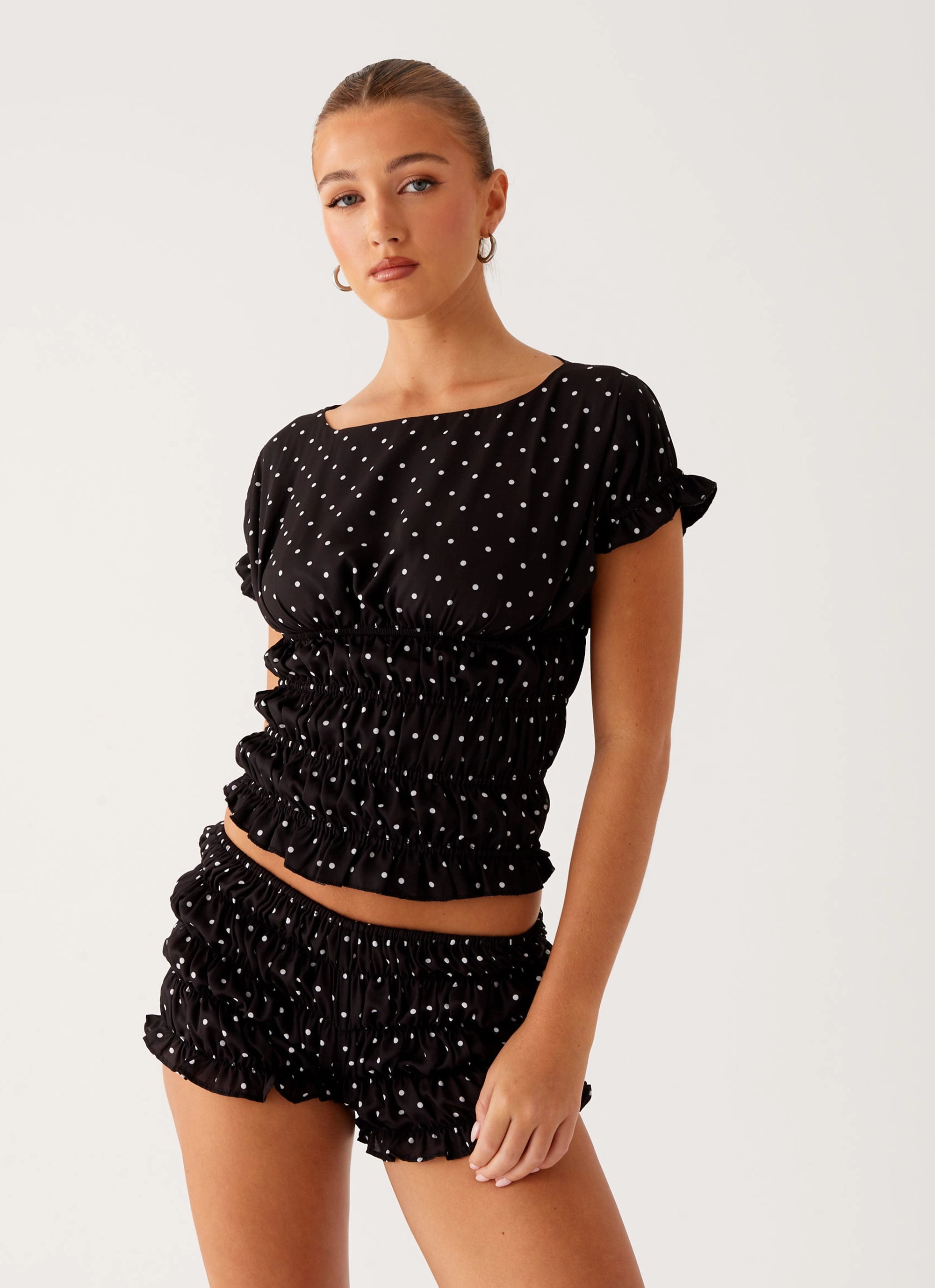 Quick Access Zippers Plaid detail Girls Like Us Ruched Mini Shorts - Black Polka Dot