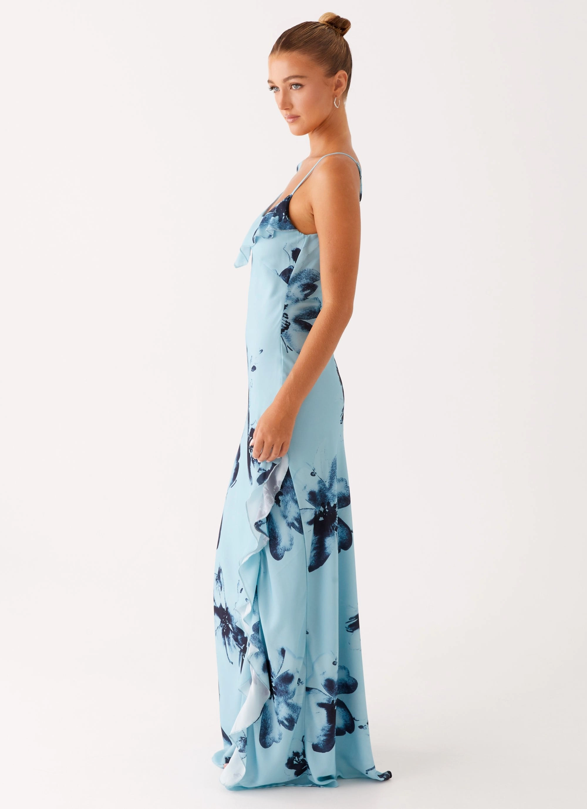 Goldsmith Maxi Dress - Blue Black Floral Relax Flex