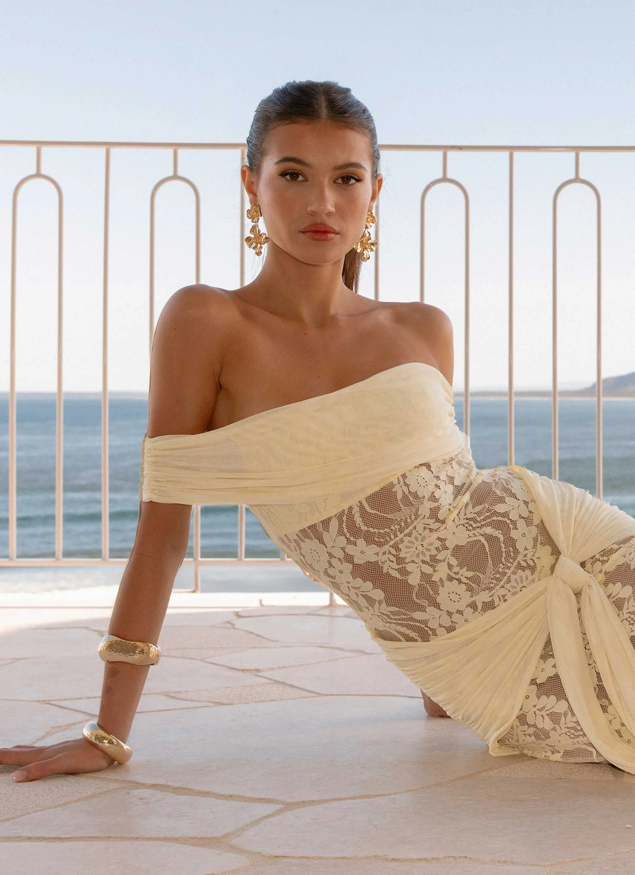 Daily Flex Flattering Look Gracie Twist Maxi Dress - Yellow