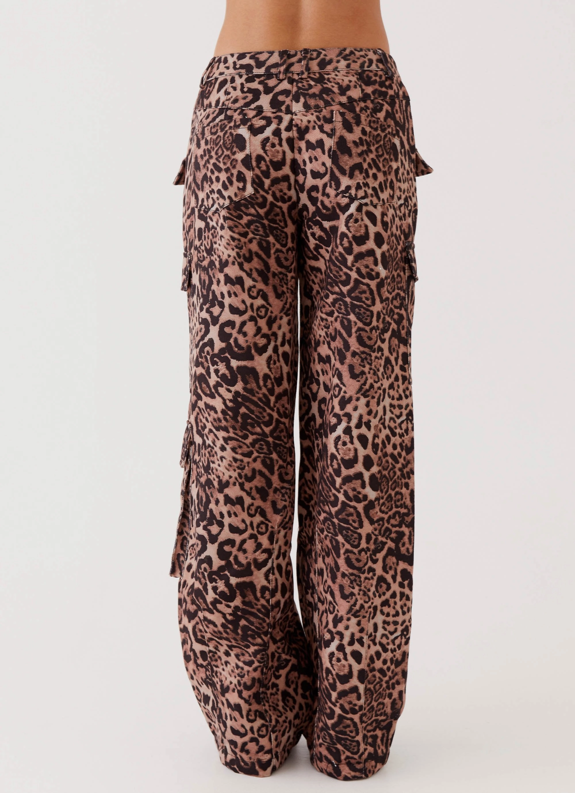 DoubleLayeredHem Active Stretch Greedy Cargo Pants - Leopard
