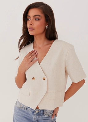 Sleek Layer Look Non Bulky Insulation Hacienda Linen Short Sleeve Blazer - Oatmeal