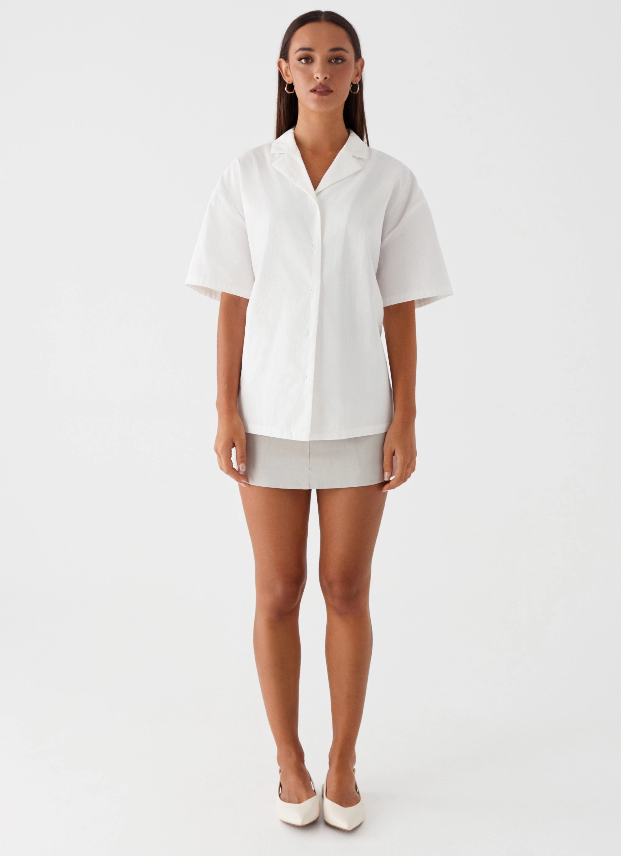 LongWearingComfort Hadley Open Back Short Sleeve Shirt - White