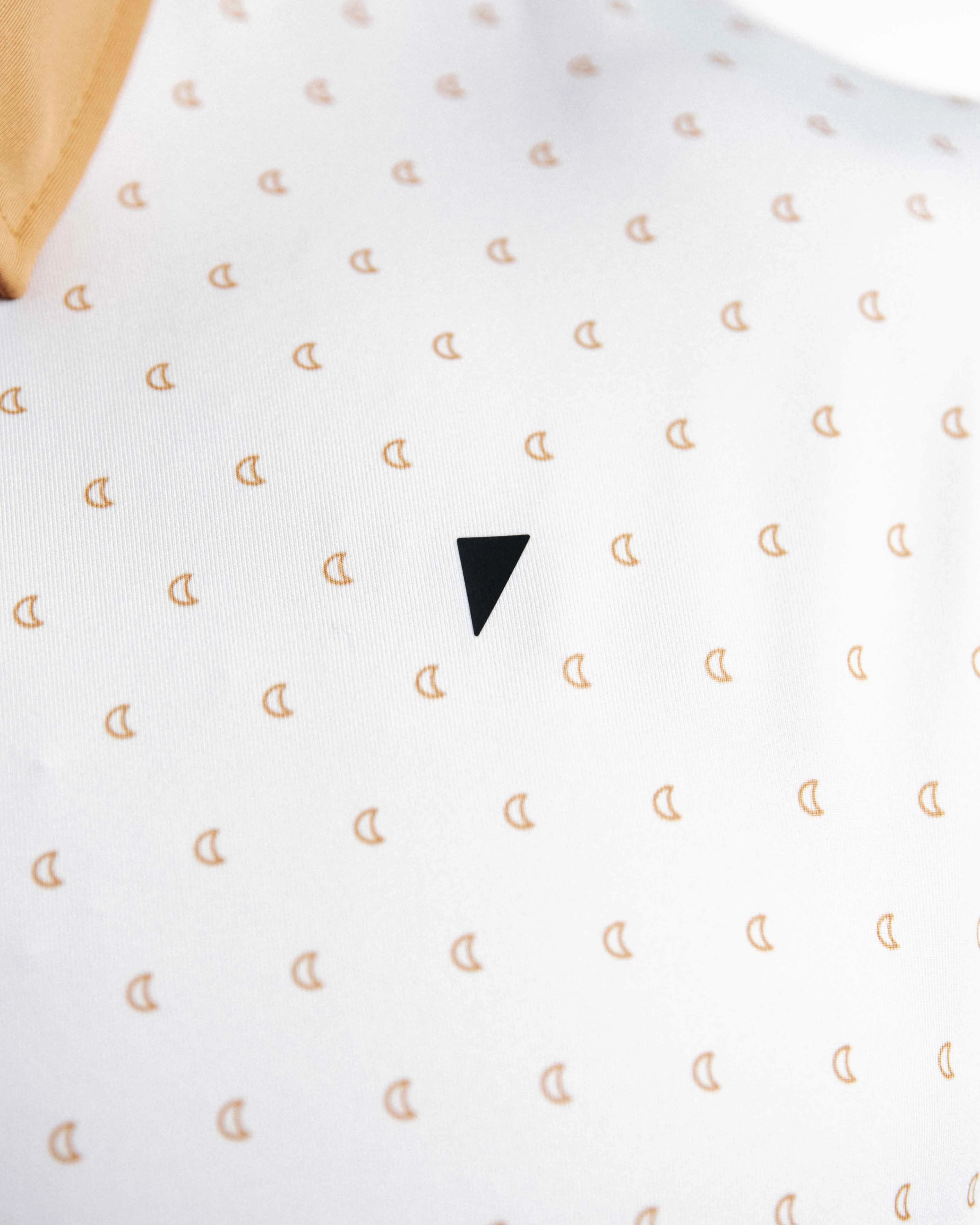 Non Chafing Edges FrictionFreeNeckline Half Moon Classic Polo