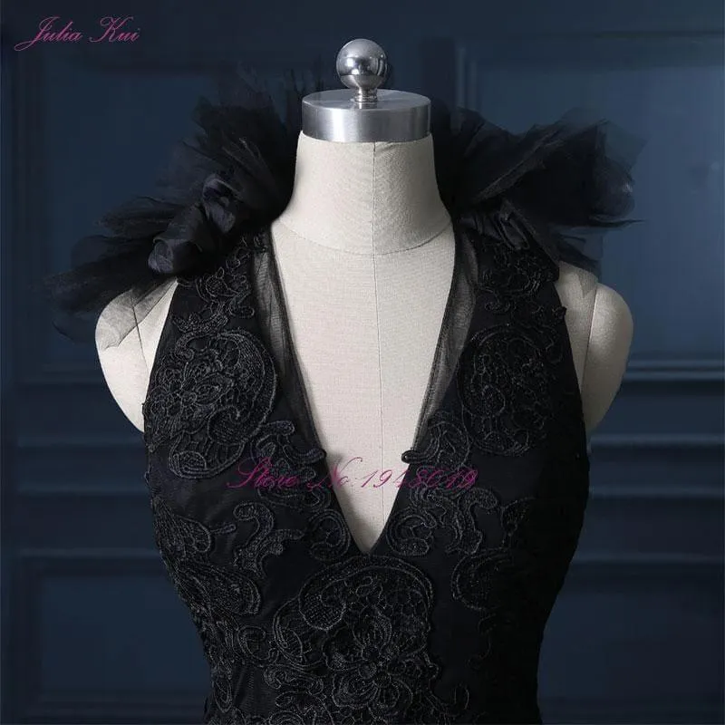 Halter A Line Backless Count Train  Princess Vintage Bridal Wedding  Dress Formal Gown