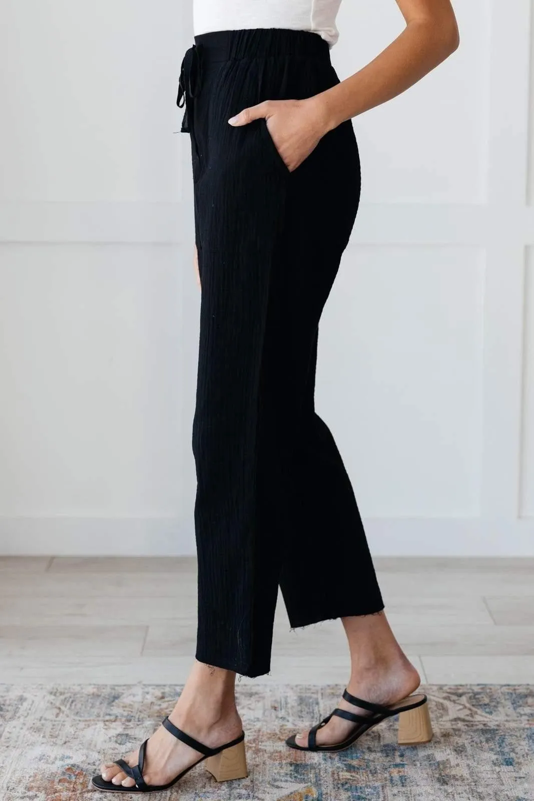Hazel Blues® | Zuni Cropped Pants