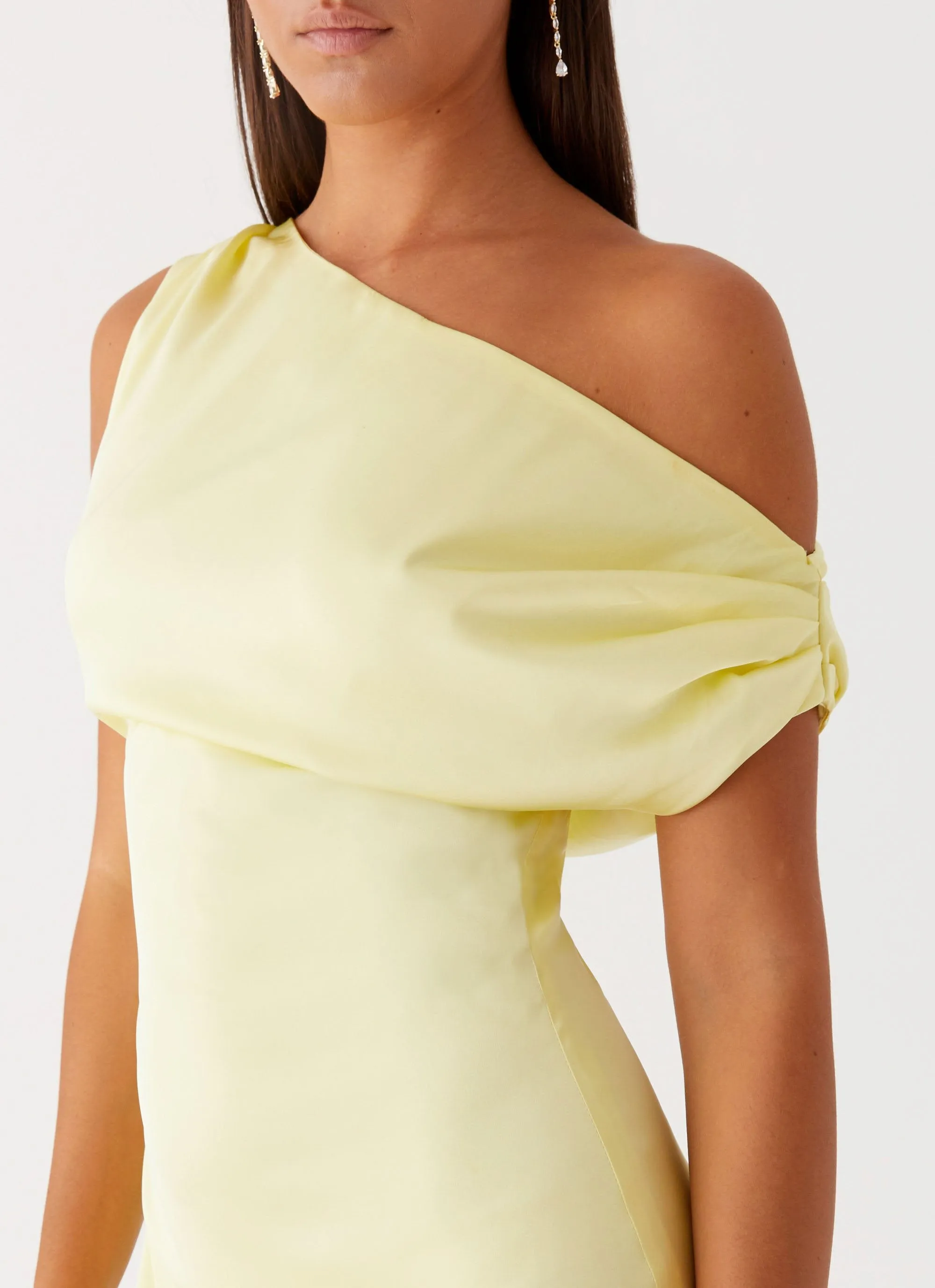 Vibrant Aesthetic Fine Details Heart Of Glass Satin Maxi Dress - Yellow