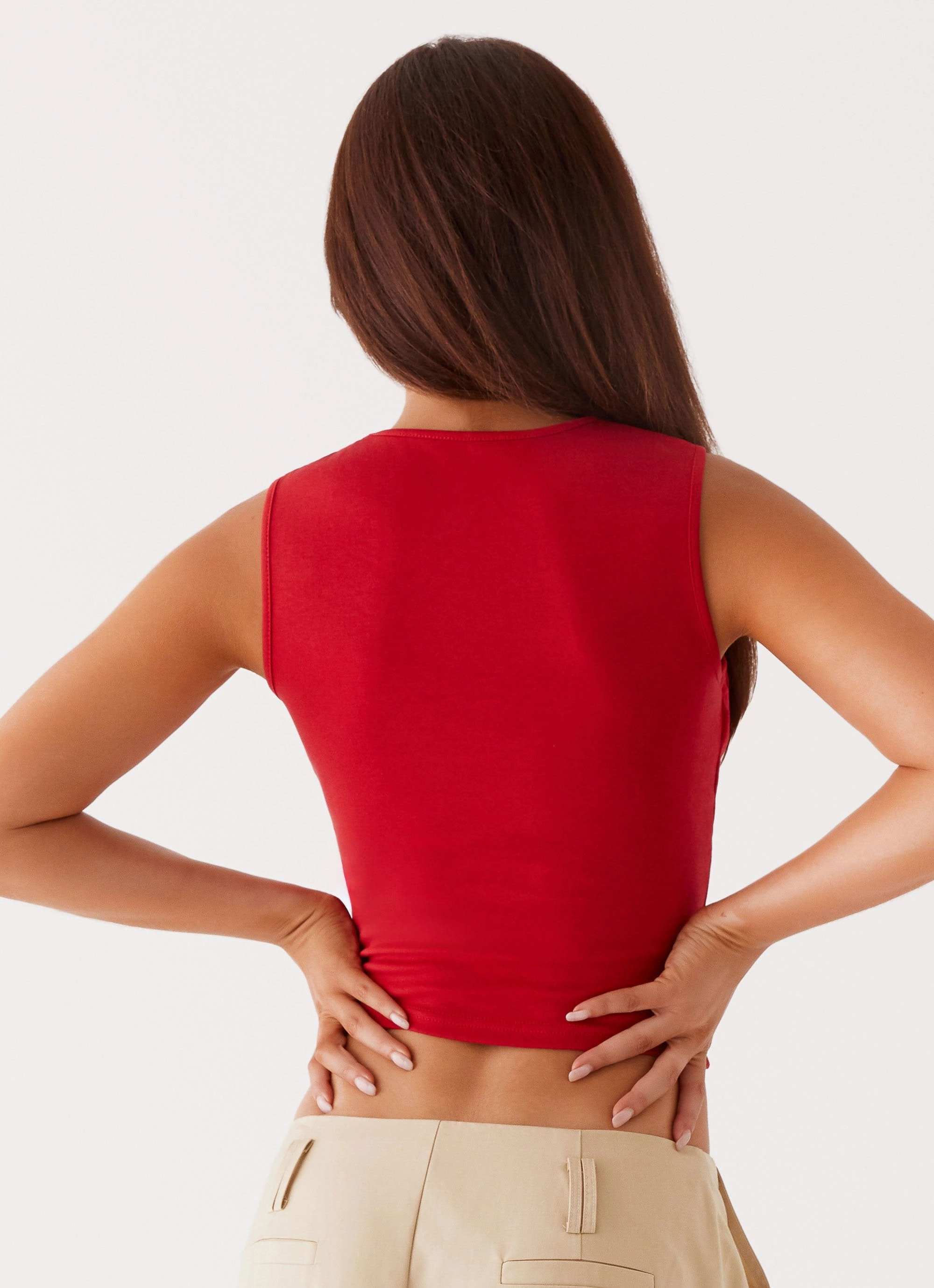 MoistureWickingTechnology PuckerFree Surface Beyond Cut Out Mesh Top - Red