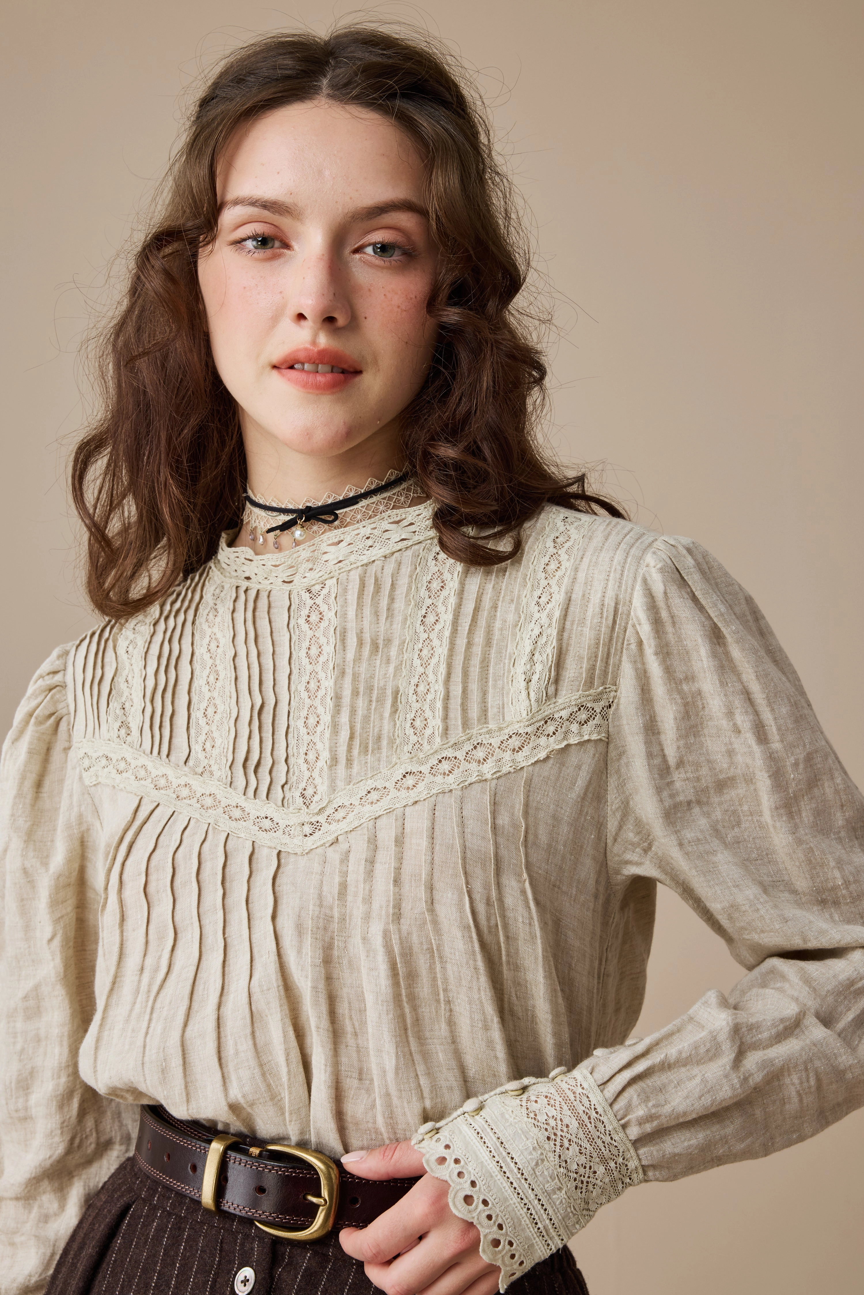 NonIrritating Stitching Minna 21 | Edward Linen Lace Blouse