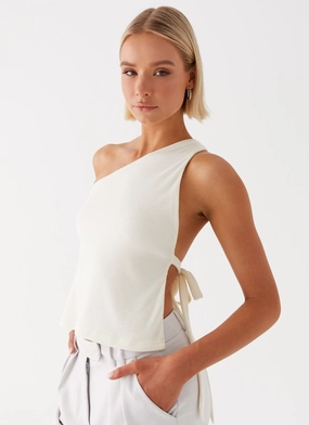 MultiDirectionalStretch Safiya One Shoulder Top - White