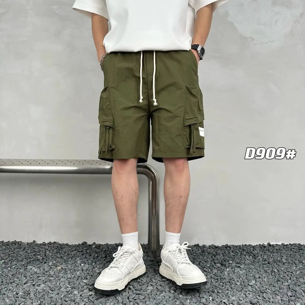 Hnzxzm Summer Men's Multi Pocket Cargo Shorts Streetwear Solid Color Simple Loose Shorts Casual Sports Five Point Pants Quick Drying