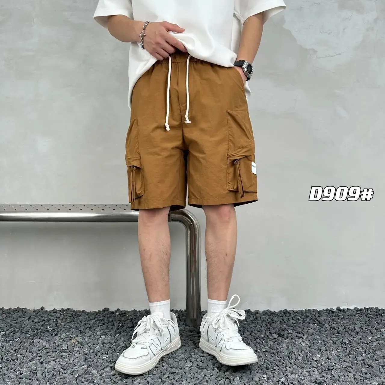 Hnzxzm Summer Men's Multi Pocket Cargo Shorts Streetwear Solid Color Simple Loose Shorts Casual Sports Five Point Pants Quick Drying