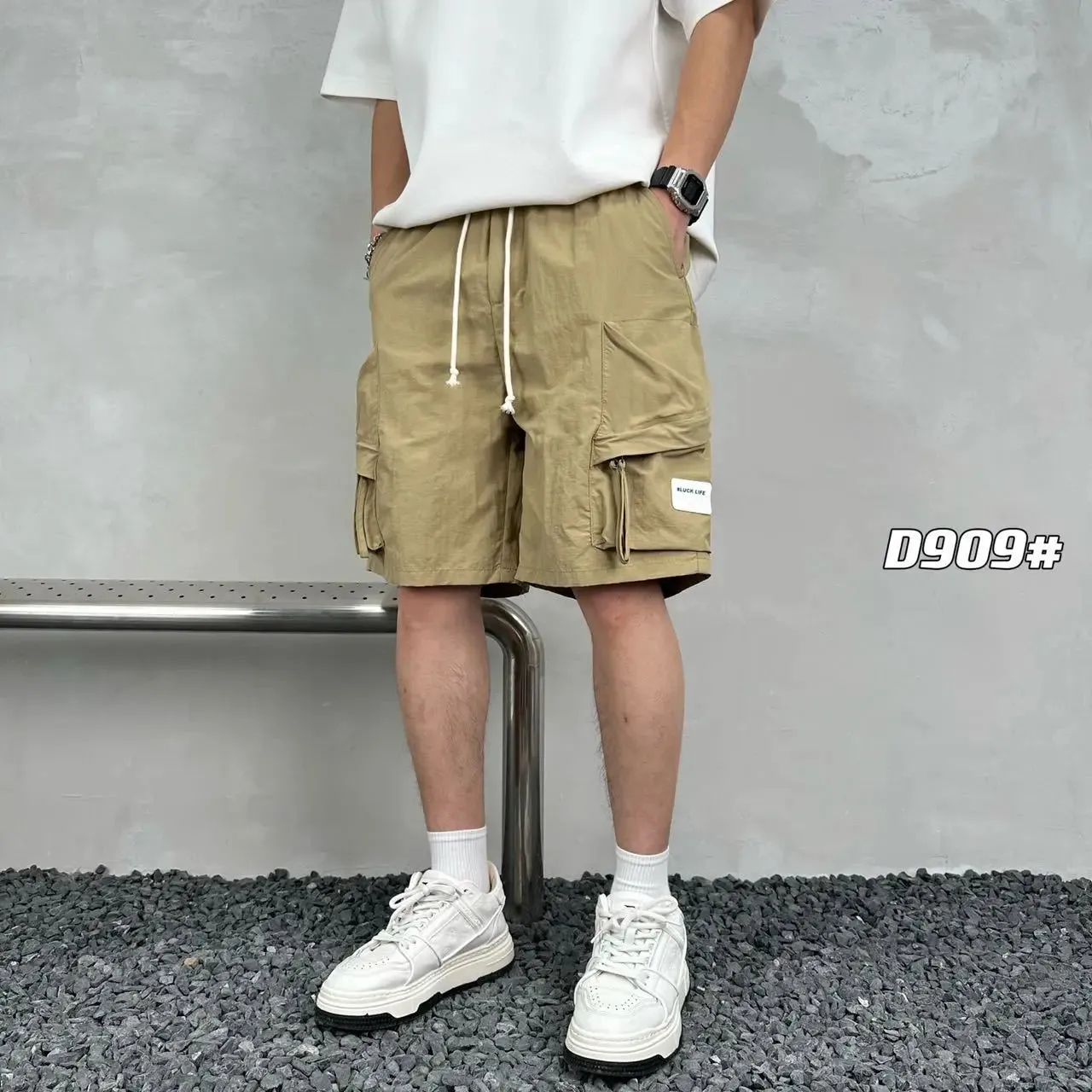 Hnzxzm Summer Men's Multi Pocket Cargo Shorts Streetwear Solid Color Simple Loose Shorts Casual Sports Five Point Pants Quick Drying