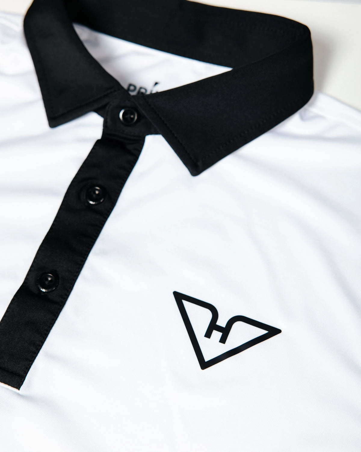 AdaptiveFitFabric AntiMicrobialLining HyFlyers Daybreak Polo