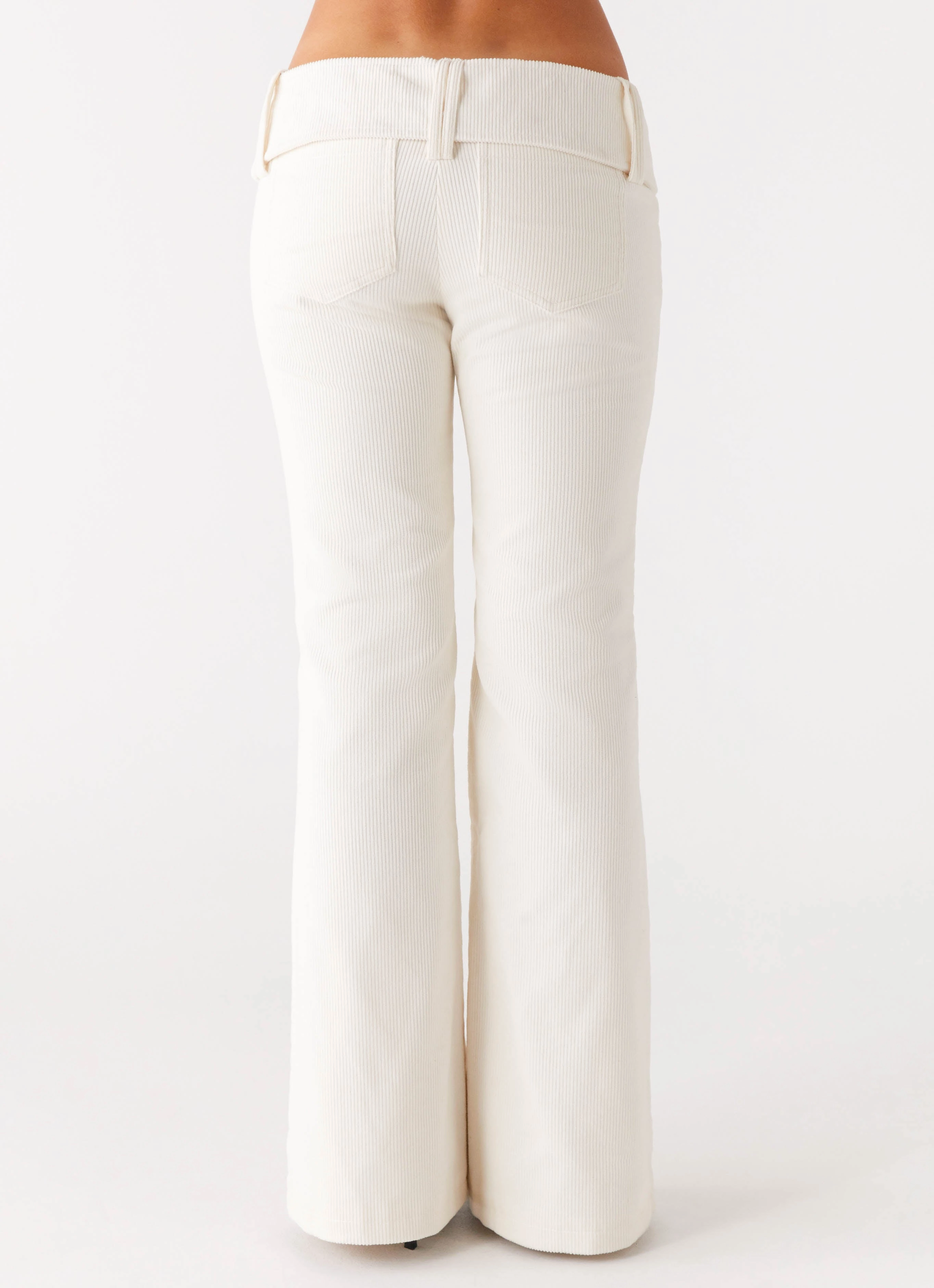 Light Design Smooth Finish Zadie Low Rise Cord Jeans - Pearl