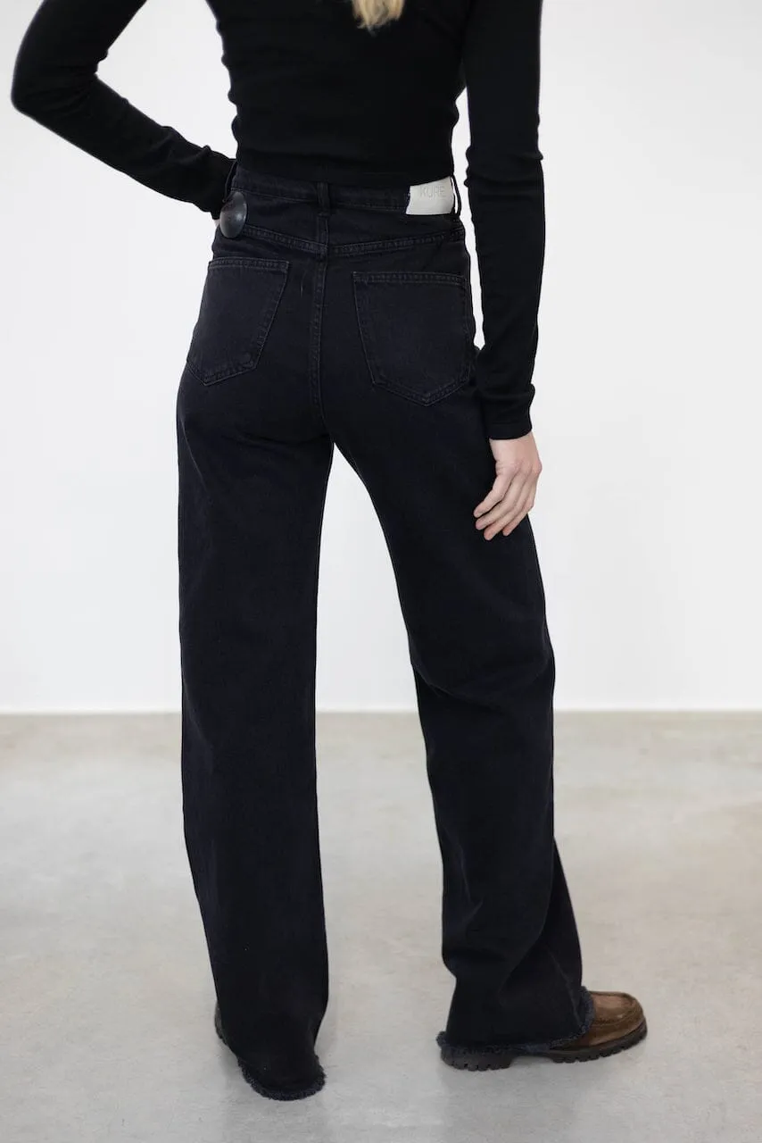 JAINE LOOSE STRAIGHT JEANS IN FADED BLACK