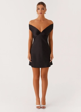 Jenner Mini Dress - Black Outdoor Scene Classic Fit
