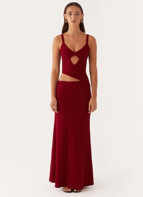 Euro Ease Silky Touch Jocelyn Maxi Dress - Maroon